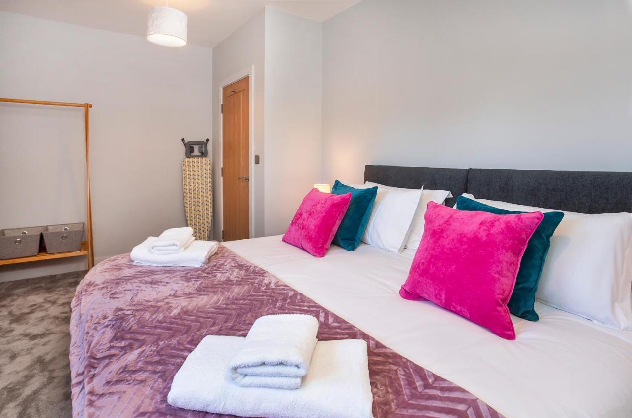 The Luxury Potting Shed With Free Parking! Apartment York Ngoại thất bức ảnh
